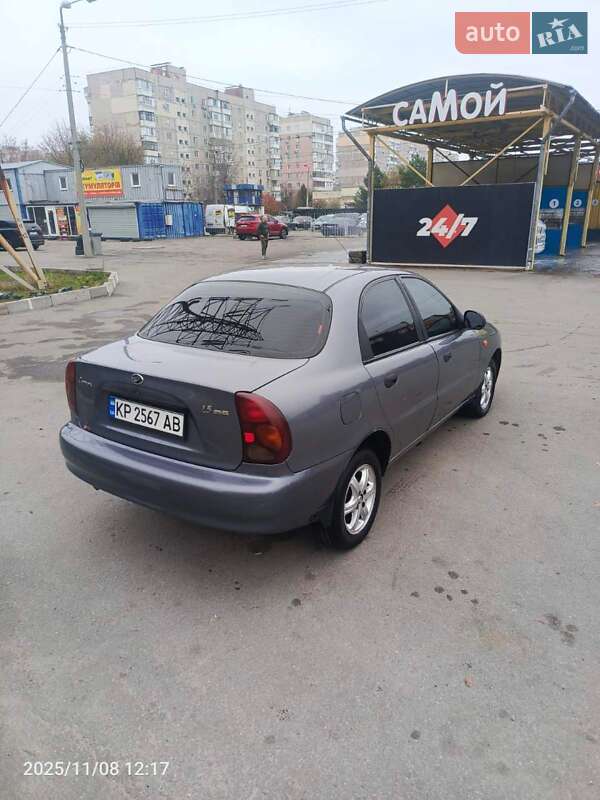 Седан Daewoo Lanos 2010 в Запоріжжі