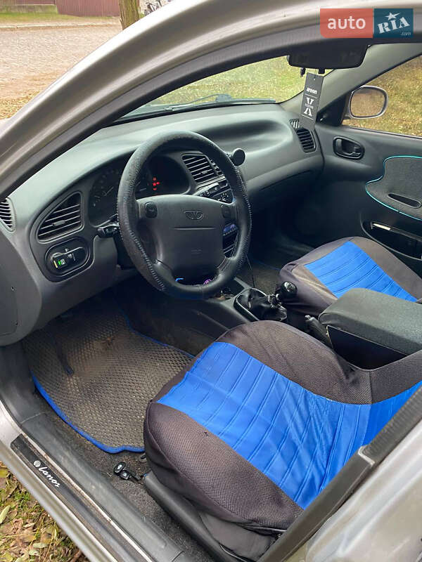 Седан Daewoo Lanos 2008 в Макарові