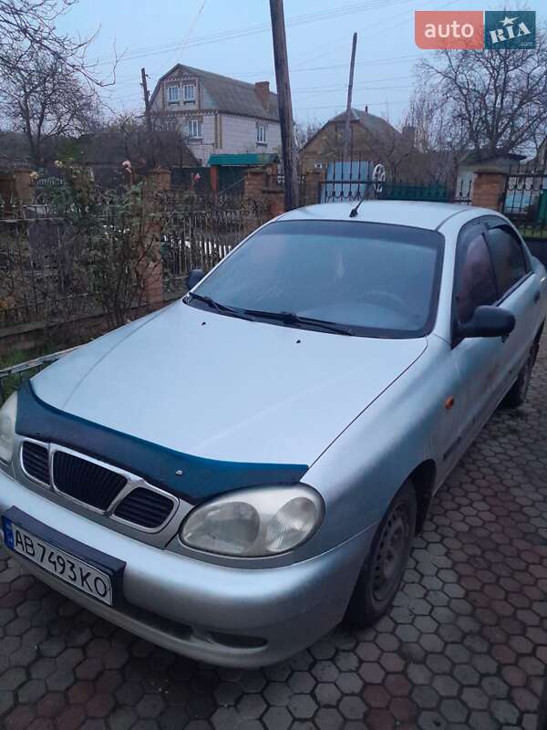 Седан Daewoo Lanos 2003 в Казатине