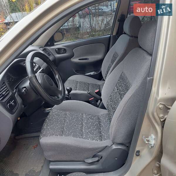 Седан Daewoo Lanos 2008 в Луцке