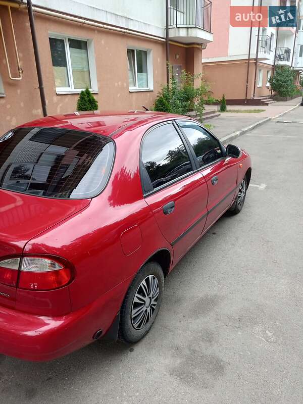 Седан Daewoo Lanos 2008 в Гостомелі