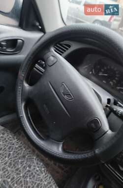 Седан Daewoo Lanos 2006 в Харькове