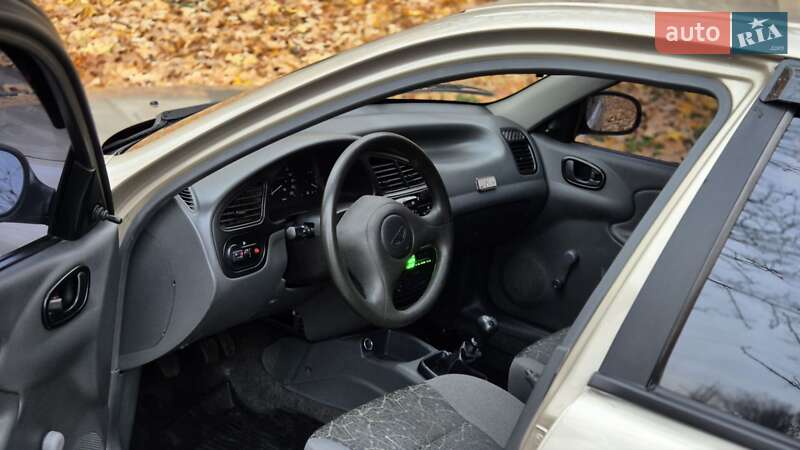 Седан Daewoo Lanos 2008 в Миколаєві