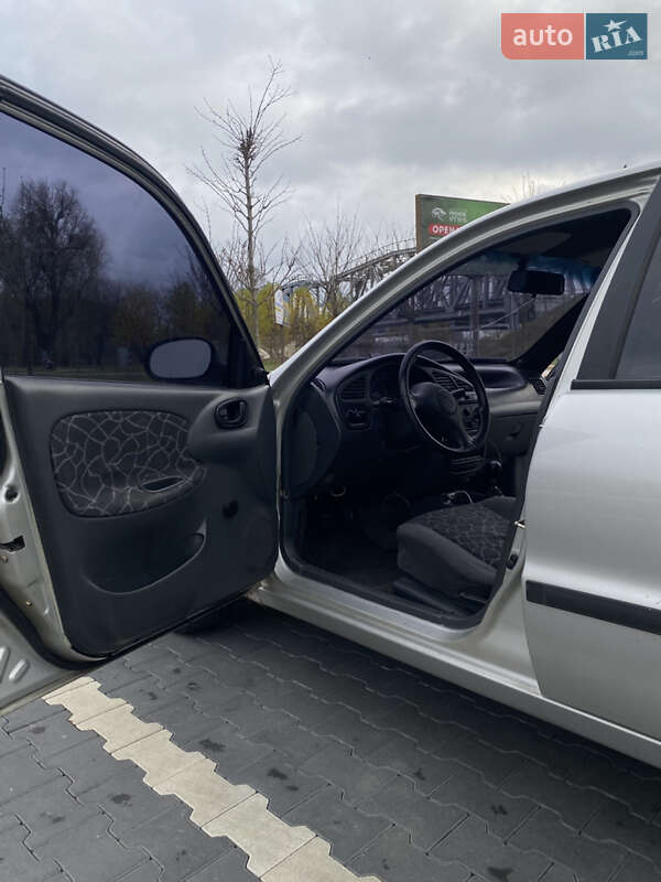 Седан Daewoo Lanos 2002 в Ірпені фото 13 Седан Daewoo Lanos 2002 в Ірпені