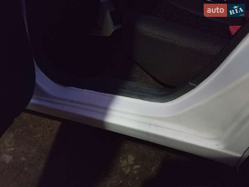 Седан Daewoo Lanos 2004 в Нововолынске