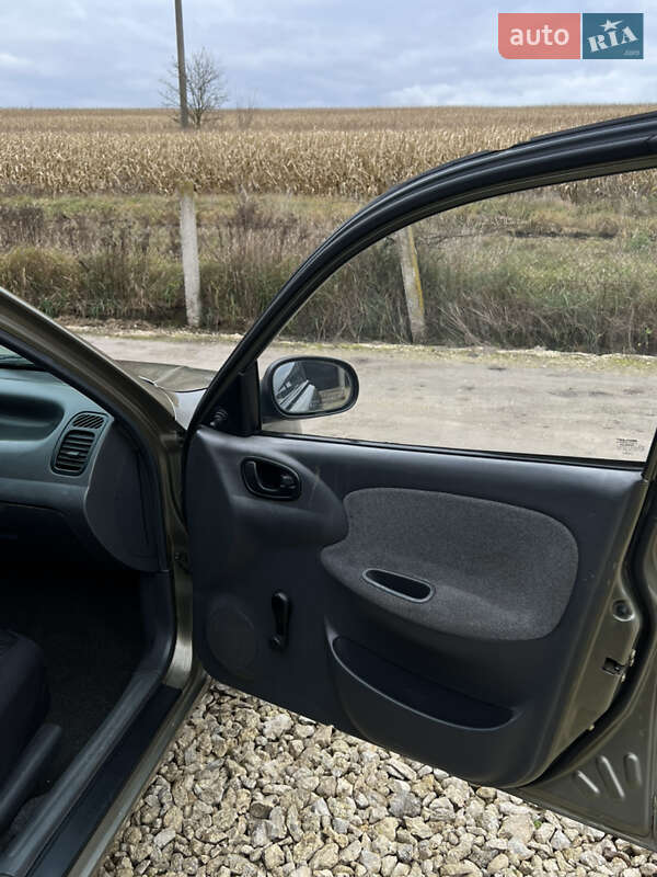 Седан Daewoo Lanos 2005 в Тернополі фото 24 Седан Daewoo Lanos 2005 в Тернополі