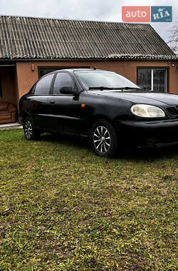 Седан Daewoo Lanos 2008 в Умані