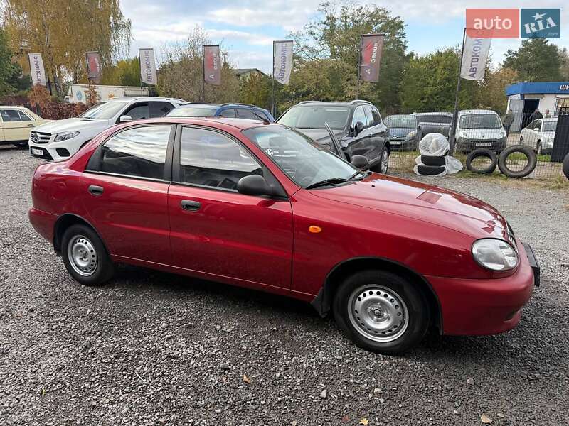 Седан Daewoo Lanos 2008 в Львові