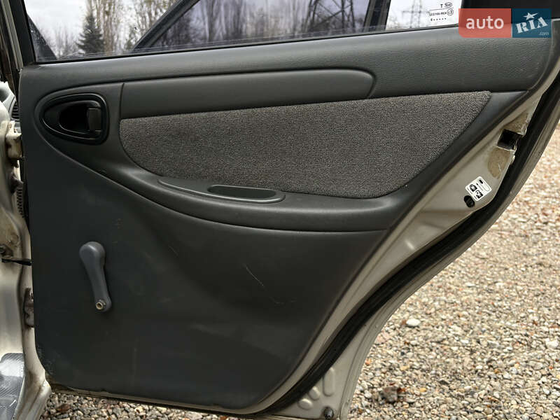 Седан Daewoo Lanos 2009 в Харкові