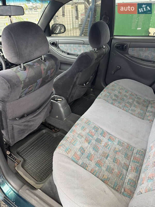 Седан Daewoo Lanos 2005 в Києві