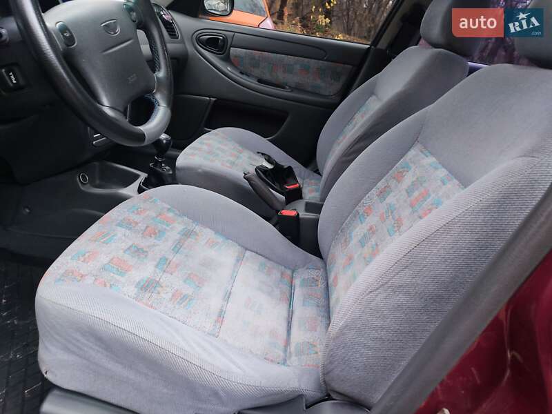 Седан Daewoo Lanos 2005 в Запоріжжі