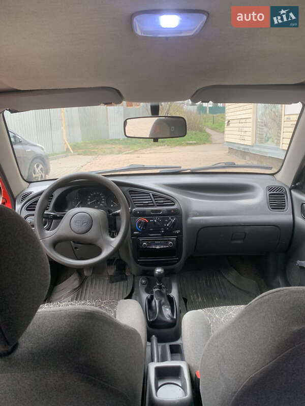 Седан Daewoo Lanos 2008 в Винниках