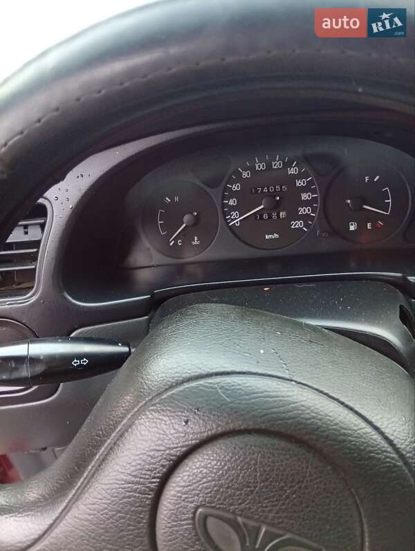 Седан Daewoo Lanos 2003 в Львові