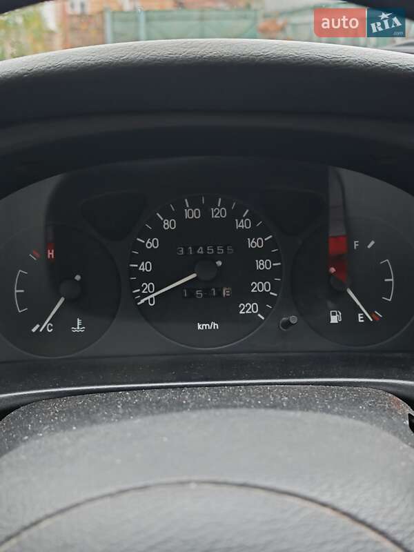 Седан Daewoo Lanos 2002 в Макарове