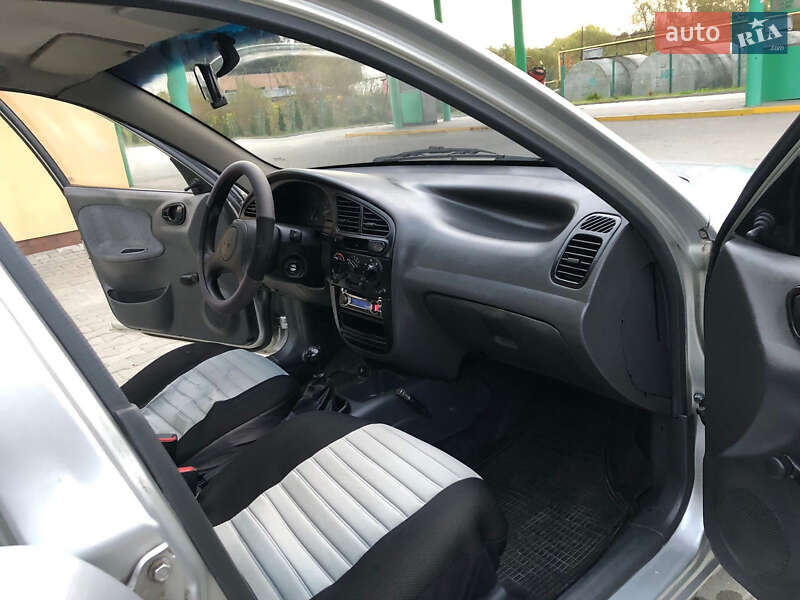 Седан Daewoo Lanos 2004 в Турці фото 15 Седан Daewoo Lanos 2004 в Турці