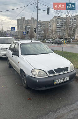 Седан Daewoo Lanos 2003 в Киеве
