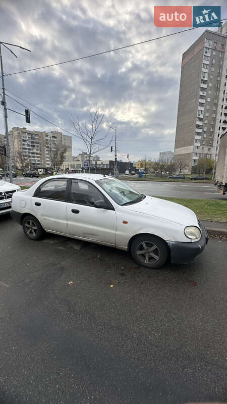Седан Daewoo Lanos 2003 в Києві
