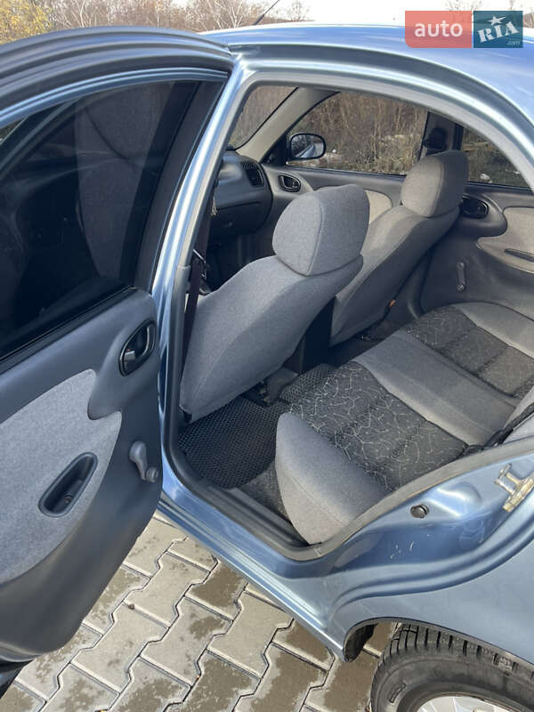 Седан Daewoo Lanos 2008 в Полтаві