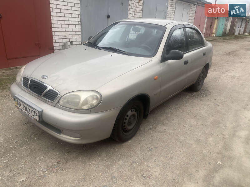 Седан Daewoo Lanos 2006 в Киеве