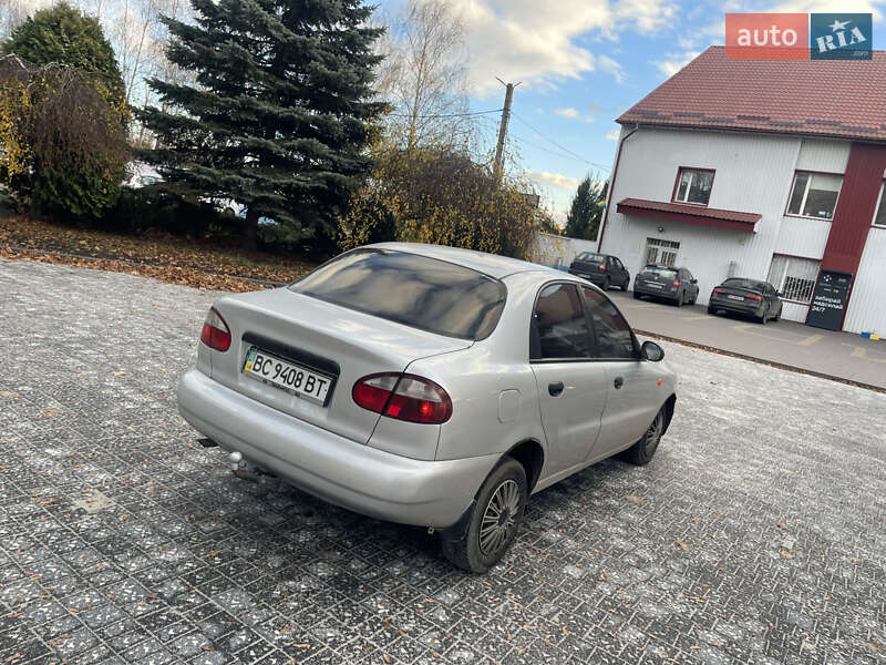 Седан Daewoo Lanos 2008 в Рівному