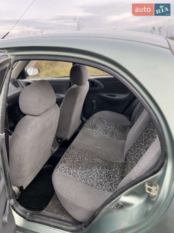 Седан Daewoo Lanos 2008 в Чуднові