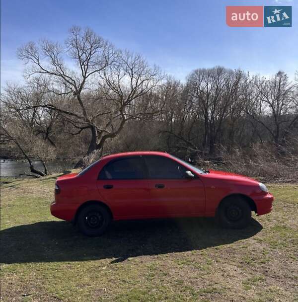 Седан Daewoo Lanos 2008 в Ружине