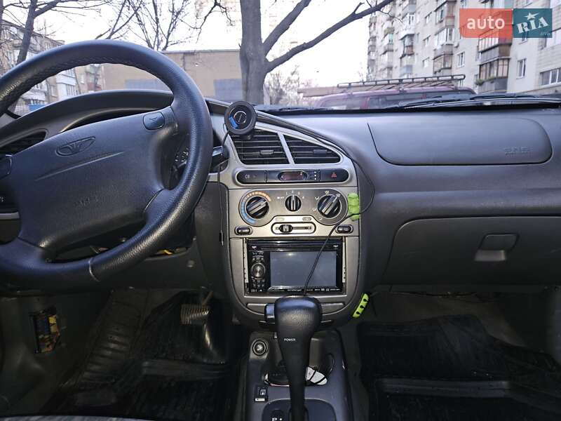 Седан Daewoo Lanos 2003 в Киеве