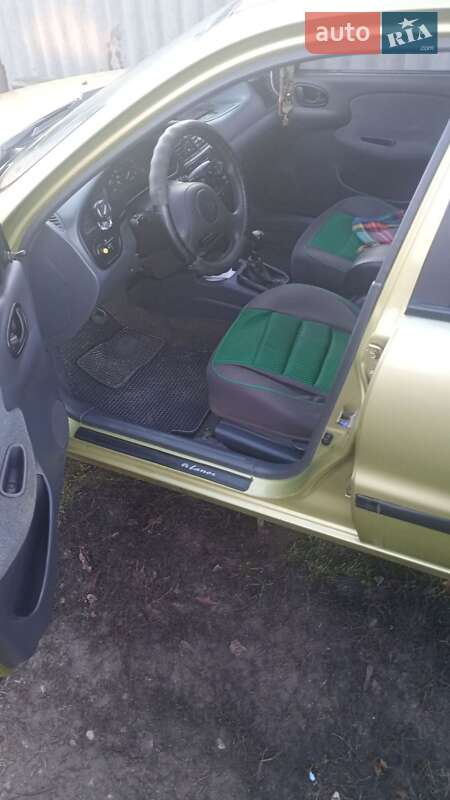 Седан Daewoo Lanos 2006 в Сумах