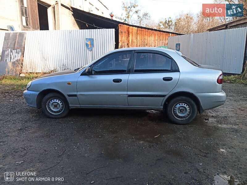 Хетчбек Daewoo Lanos 2004 в Стрию