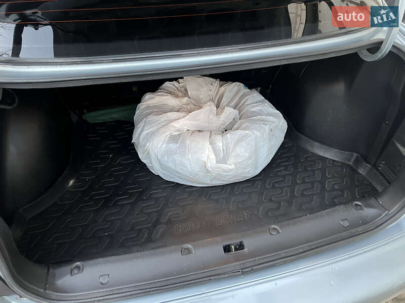 Седан Daewoo Lanos 2012 в Києві