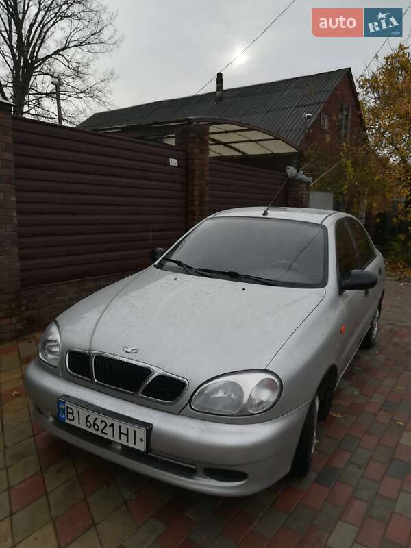 Седан Daewoo Lanos 2005 в Сумах
