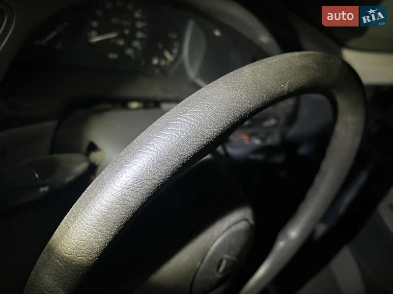 Седан Daewoo Lanos 2005 в Кременчуге