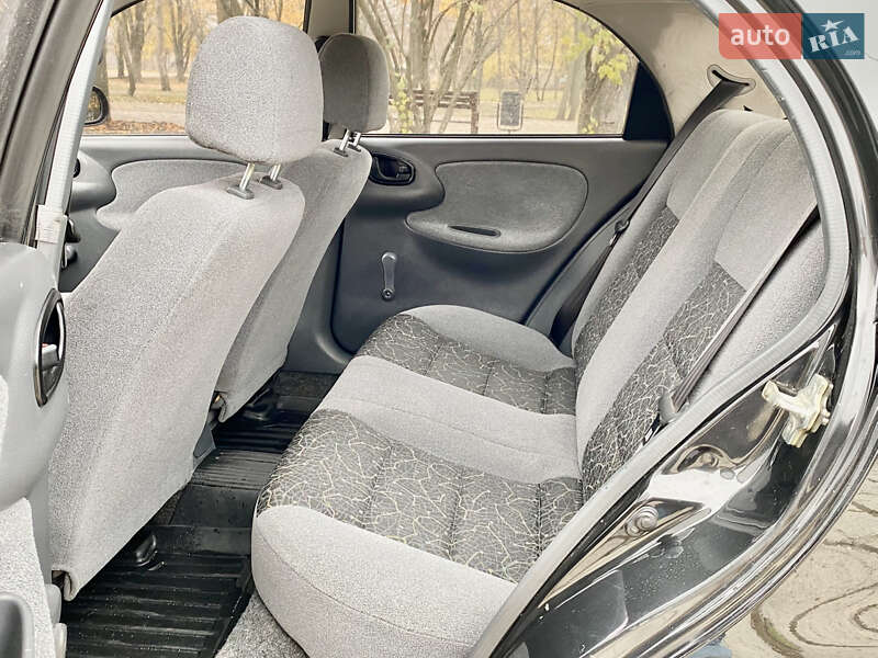 Седан Daewoo Lanos 2008 в Харкові