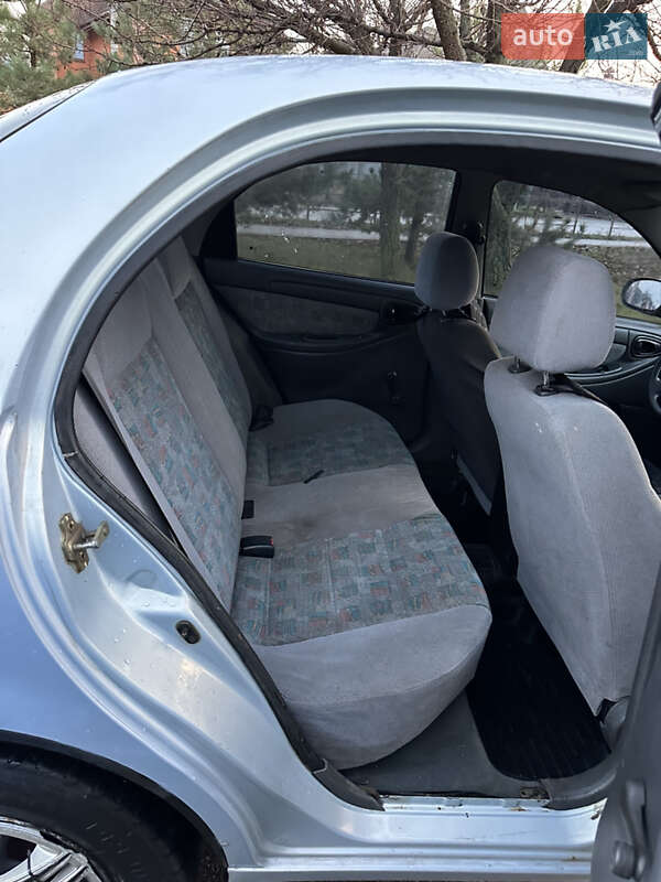 Седан Daewoo Lanos 2005 в Полтаве