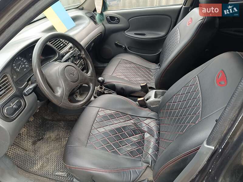 Седан Daewoo Lanos 2008 в Малій Висці