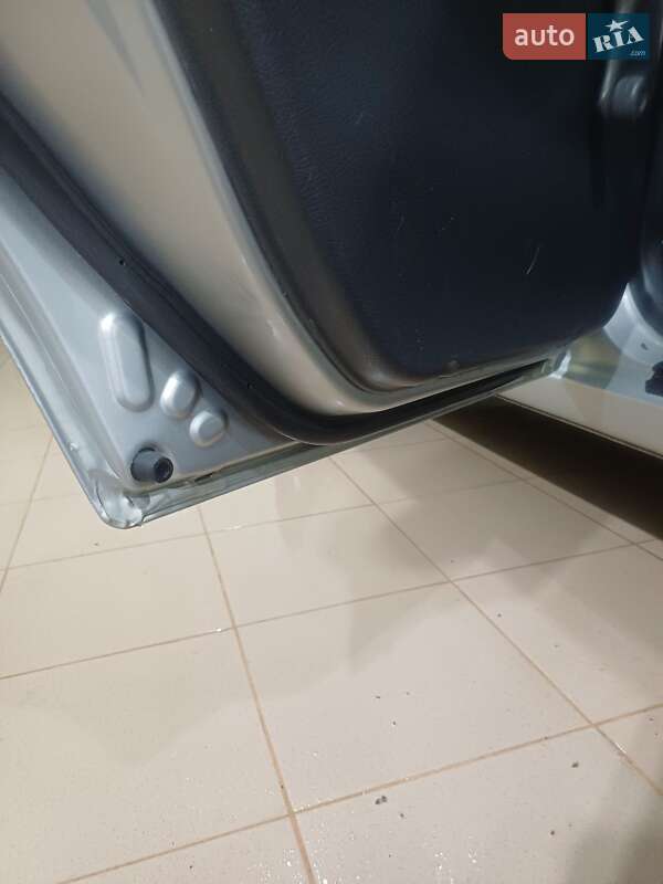 Седан Daewoo Lanos 2003 в Макарові