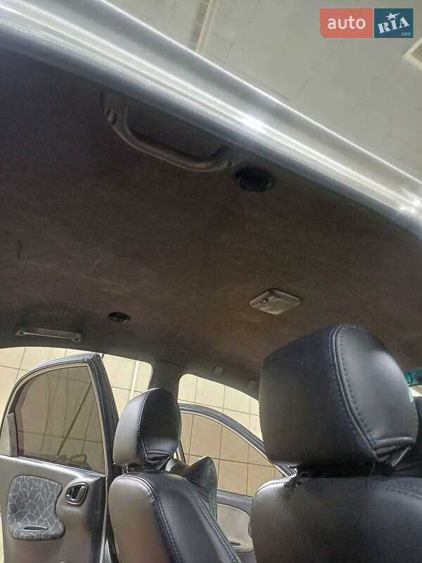 Седан Daewoo Lanos 2003 в Макарові