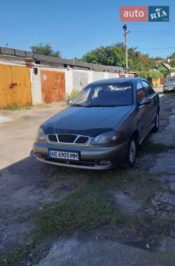 Седан Daewoo Lanos 2004 в Дніпрі