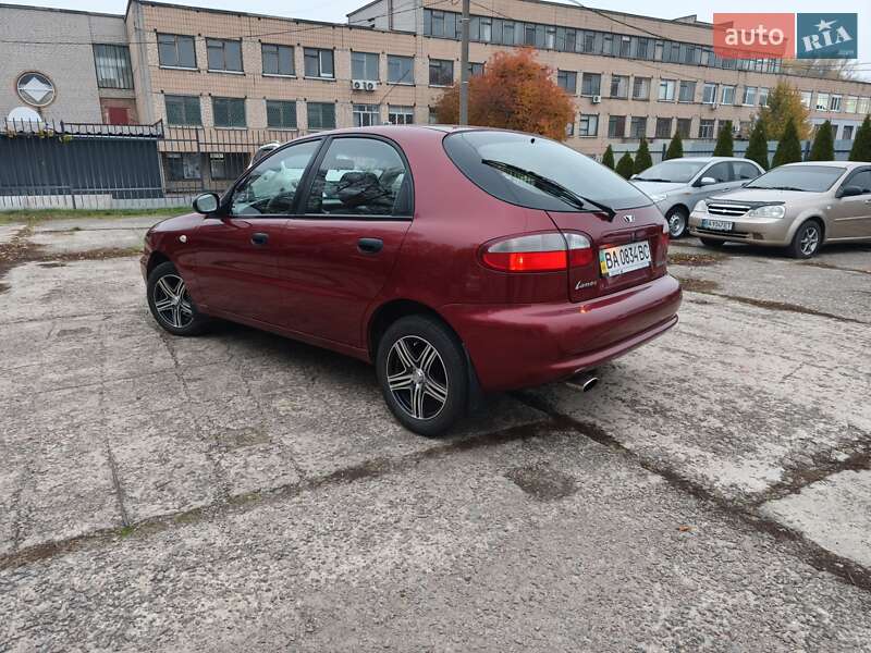 Хэтчбек Daewoo Lanos 2003 в Александрие
