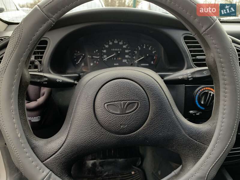 Седан Daewoo Lanos 1998 в Бердичеве