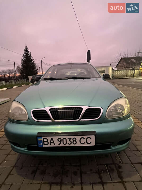 Седан Daewoo Lanos 1998 в Харькове