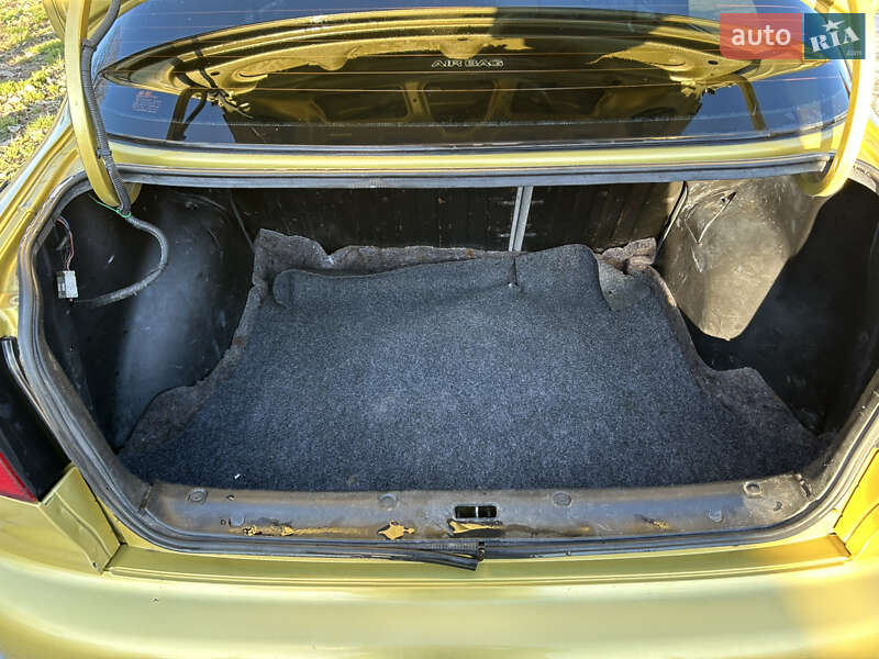 Седан Daewoo Lanos 2003 в Тернополі