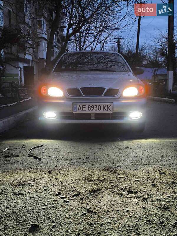 Седан Daewoo Lanos 2003 в Компаніївці
