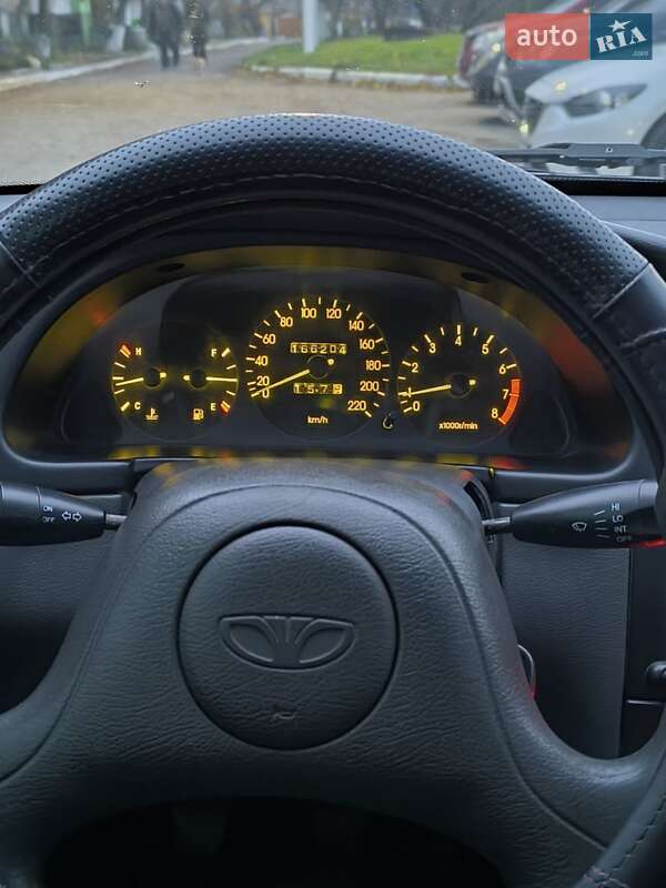 Седан Daewoo Lanos 2003 в Компаніївці