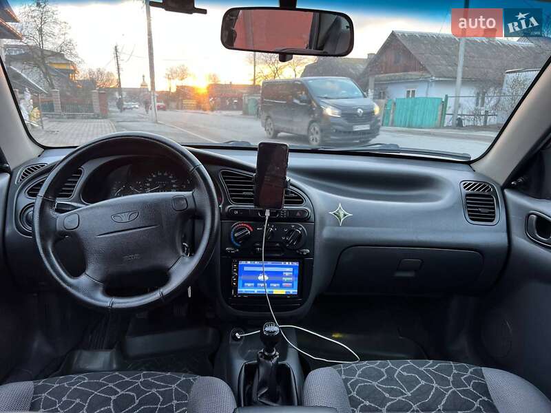 Седан Daewoo Lanos 2004 в Полонном