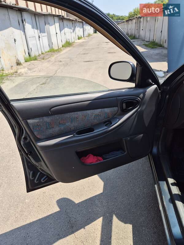 Седан Daewoo Lanos 2005 в Харькове