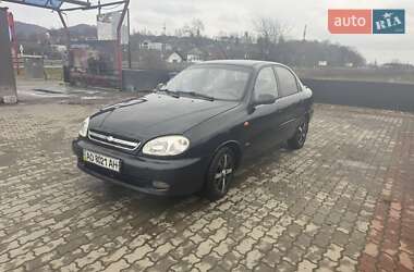 Седан Daewoo Lanos 2008 в Хусте