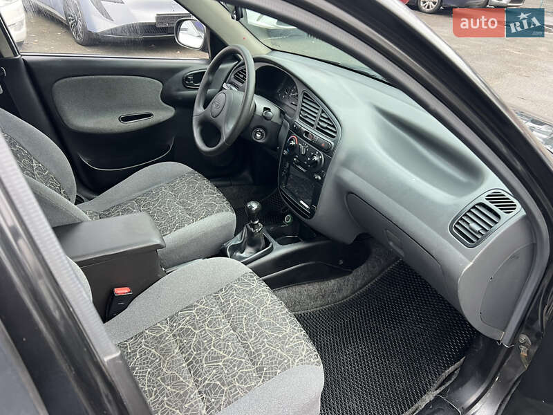 Седан Daewoo Lanos 2008 в Киеве