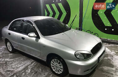 Седан Daewoo Lanos 1997 в Запоріжжі