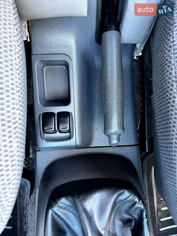 Седан Daewoo Lanos 2003 в Черкассах